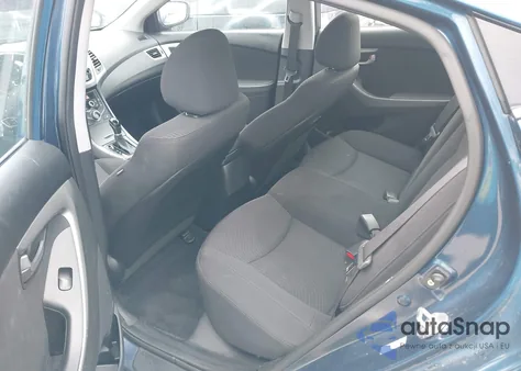 2016 Hyundai Elantra Value Edition z USA, uszkodzony, nr VIN KMHDH4AE5GU621292